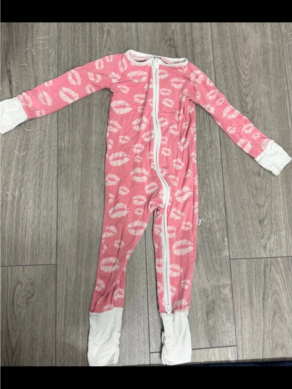 Little Sleepies 6 to 12 months bundle of 3 bamboo zippy